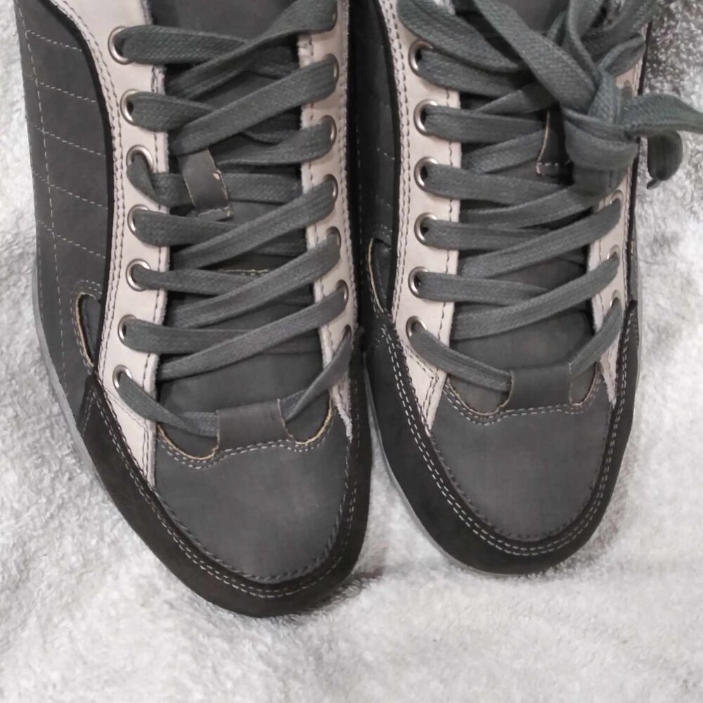 Kenneth Cole REACTION Sneaker Sz 12